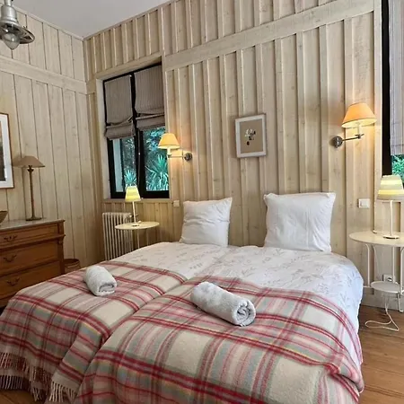 Vakantiehuis Spacious House With Pool Near The Beaches Le Moulleau